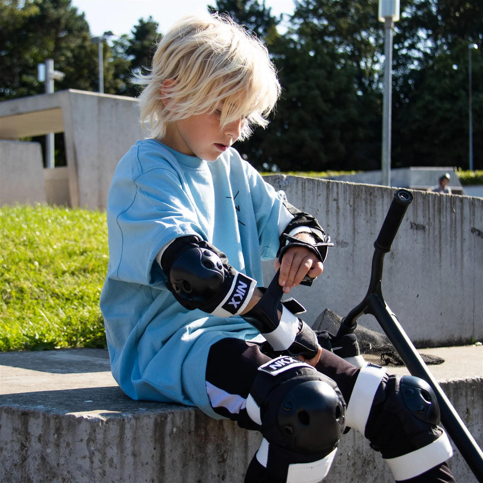 NKX Kids 3-Pack Pro Protective Gear - Genunchiere, Coturi și Protecții pentru Încheieturi