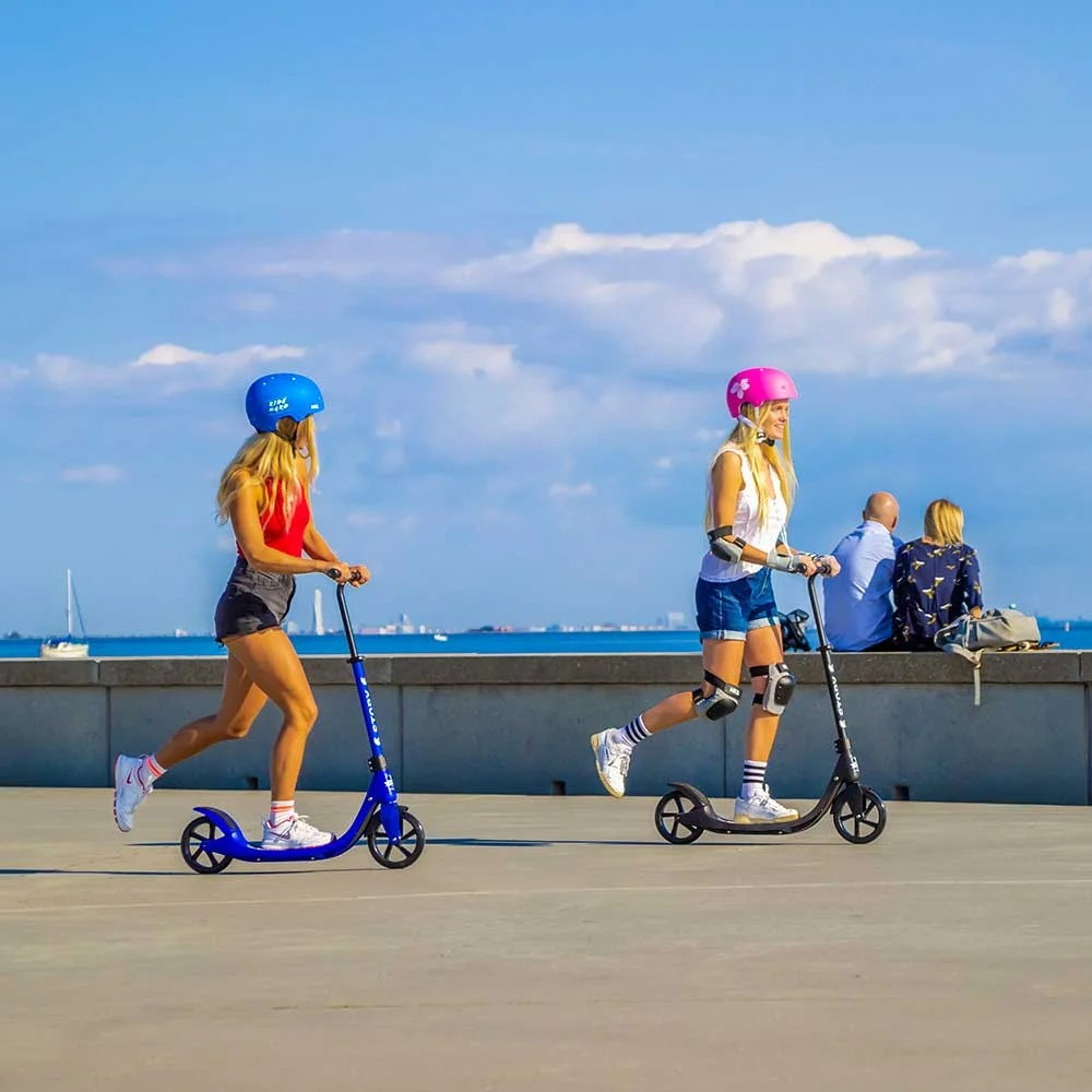 Scooter Story City Ride